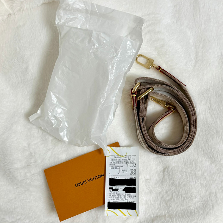 [미사용 새상품] 루이비통 반둘리에 가방 스트랩 (베이지)--3