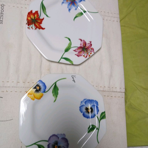 겐조 그릇 접시 2개 일괄판매 18.5센티정도