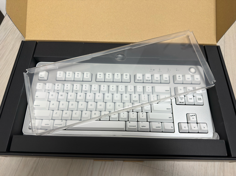 리얼포스 R3 TLM 저소음 균등 45g 토프레 무접점키보드 + 덮개--4