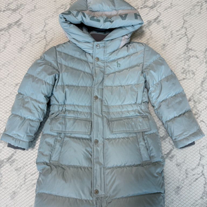 해지스 키즈 120 덕다운 패딩팝니다.