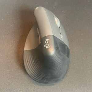 로지텍 리프트 lift 버티컬 마우스 이미지