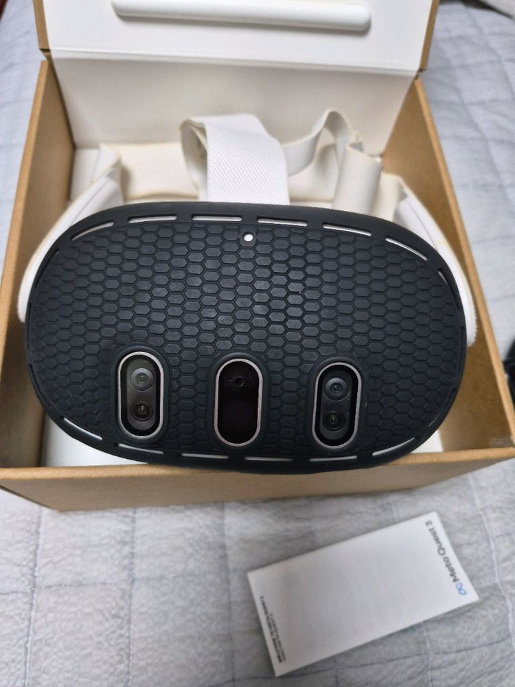 오큘러스 메타퀘스트3 512G--1