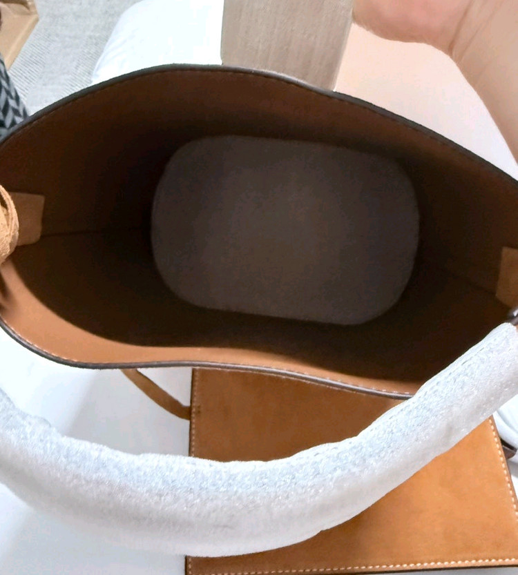 풀박스 새상품>버킷백 스웨이드--5