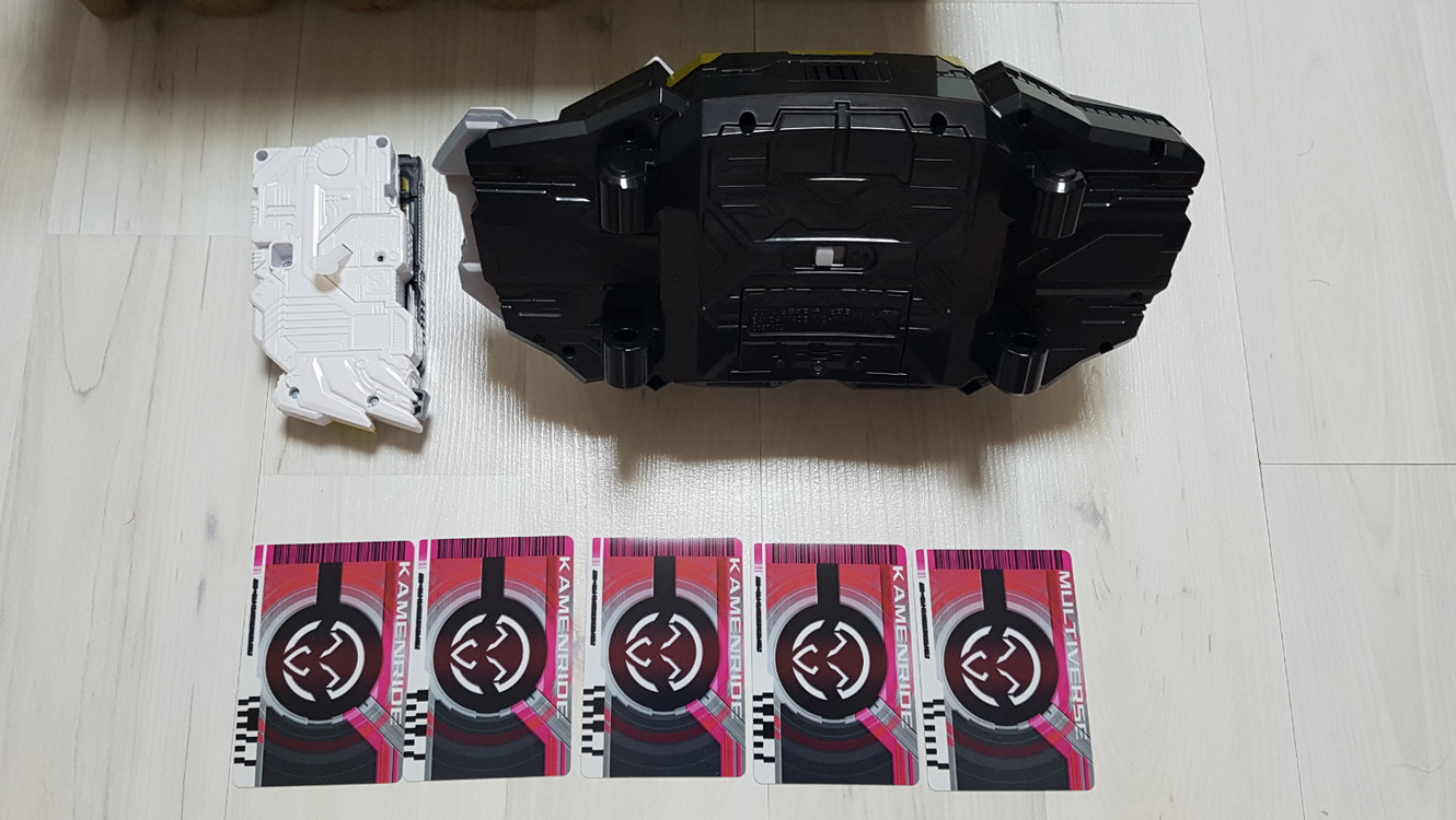 (택포)가면라이더 PDX 제인드라이버+제인카드 세트 팝니다--4