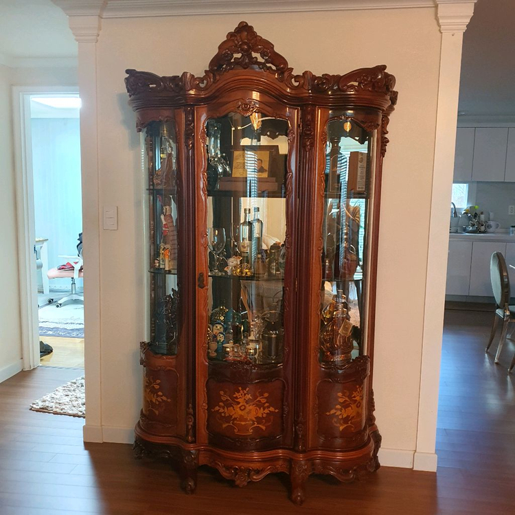 엔틱유리장식장 이미지