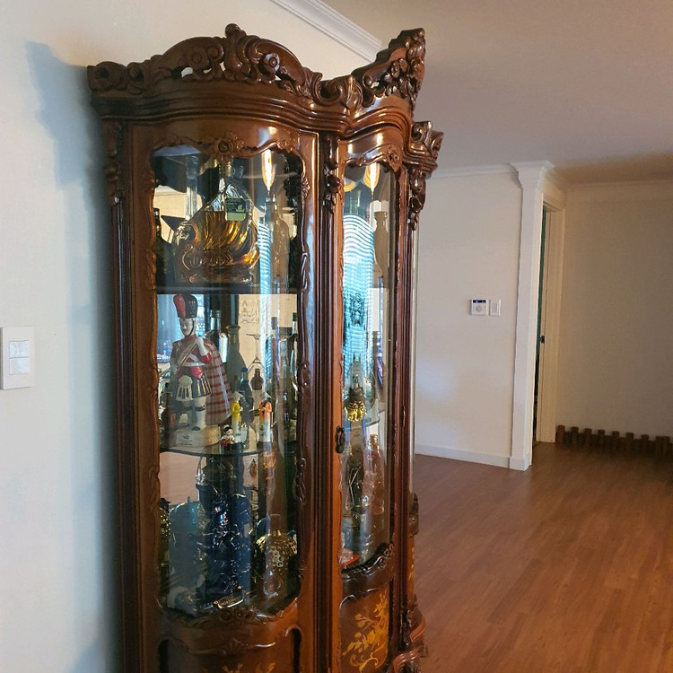 엔틱유리장식장 이미지