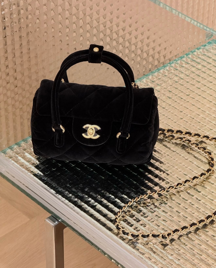 샤넬 벨벳 체인 미니 볼링백--2