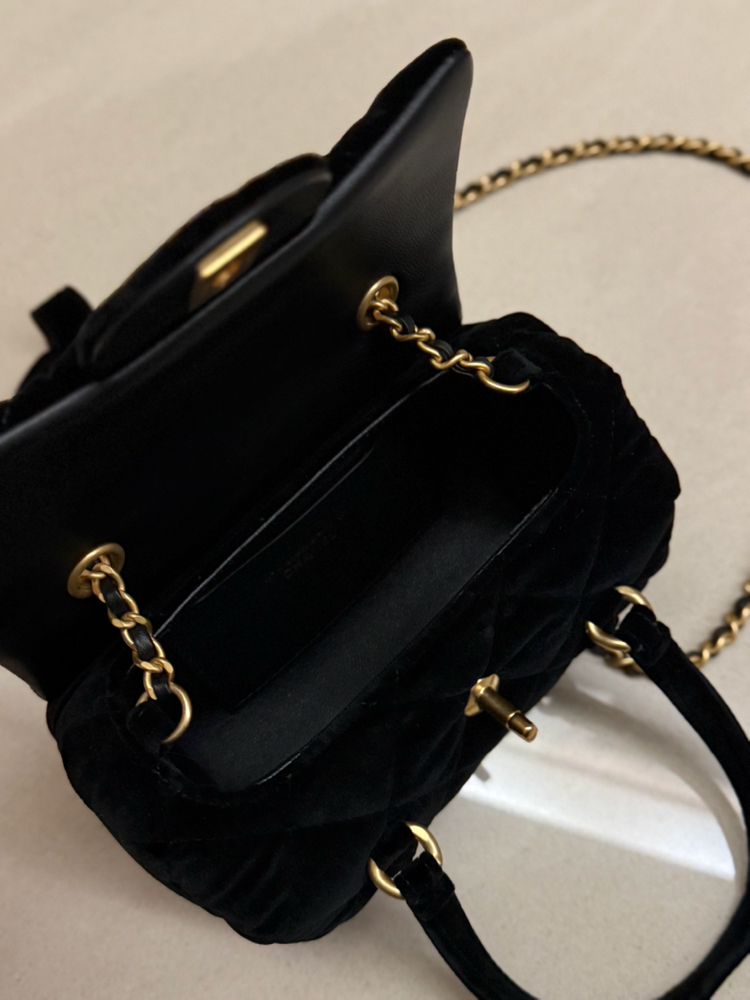 샤넬 벨벳 체인 미니 볼링백--6