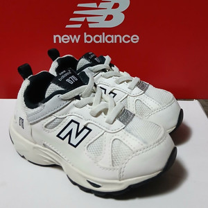 뉴발란스키즈878<IV878ST1 >150운동화 거의새거