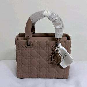 새상품>레이디 미듐