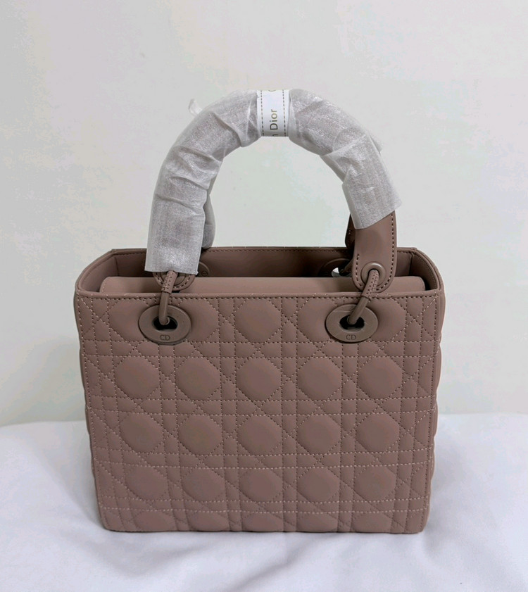 새상품>레이디 미듐--2