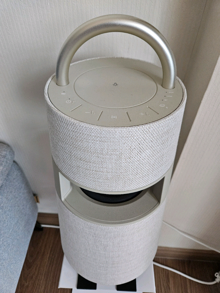 LG 엑스붐 RP4 360도 블루투스 스피커 판매합니다.--1