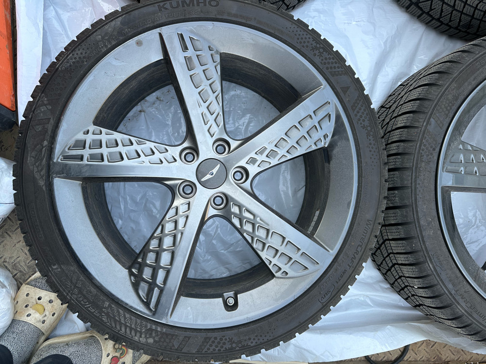 gv70 21인치 와플휠 윈터타이어. 255/40/21--1