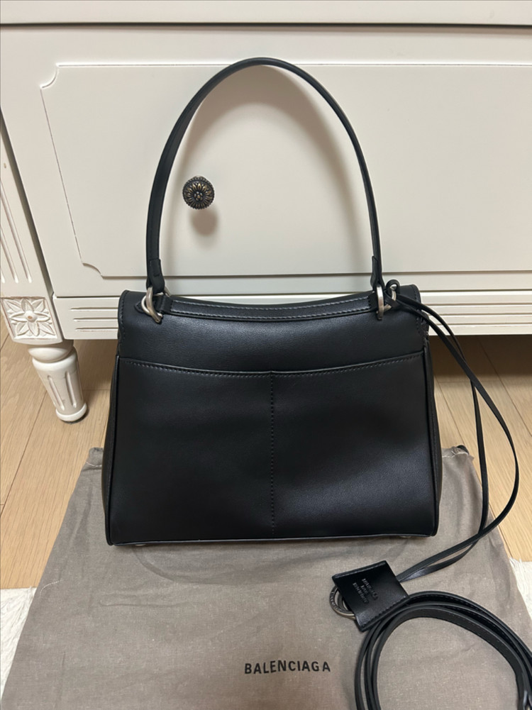 발렌시아가 로데오백 은장--1