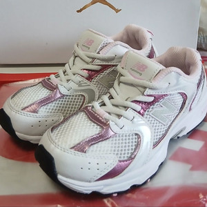 뉴발란스키즈 530 실버핑크190운동화 거의새거24년 이미지