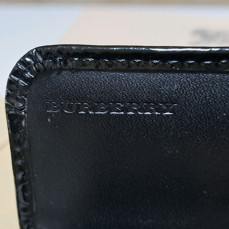 [100%/정품] 버버리 체크 장지갑 블랙 에나멜, 정품 택 박스 포함, 버버리지갑,버버리장지갑--3