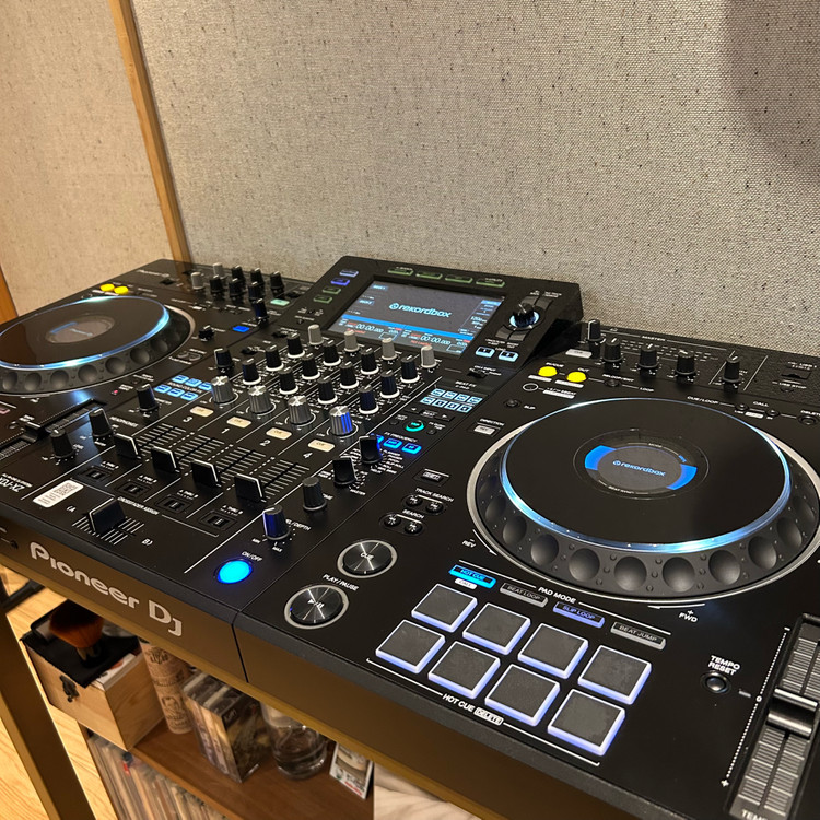 파이오니아 DJ XDJ-XZ (S급) 덱세이버 포함--2