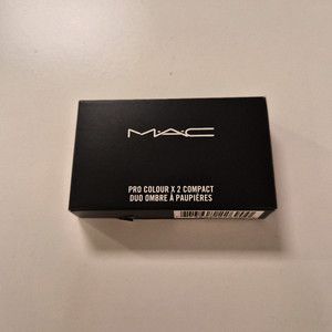 (새제품) 맥 MAC 프로 컬러 X 2 컴팩트 섀도우 공용기