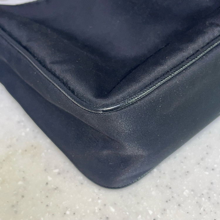 프라다 테수토 리에디션 2005 리나일론 1BH204--7