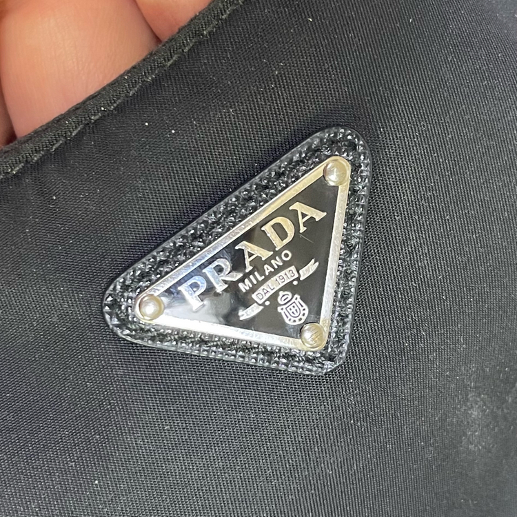 프라다 테수토 리에디션 2005 리나일론 1BH204--8