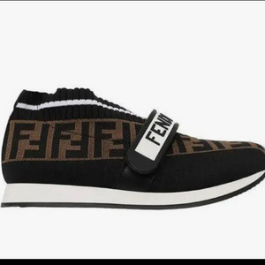 펜디 키즈 스니커즈 38사이즈