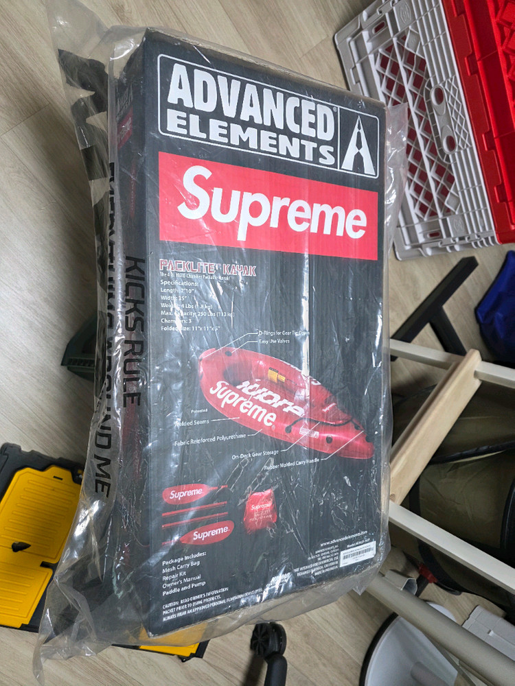 루이스폴센 PH 2/1 및 슈프림 한정판 굿즈(카약/튜브/펌프) 판매합니다--0