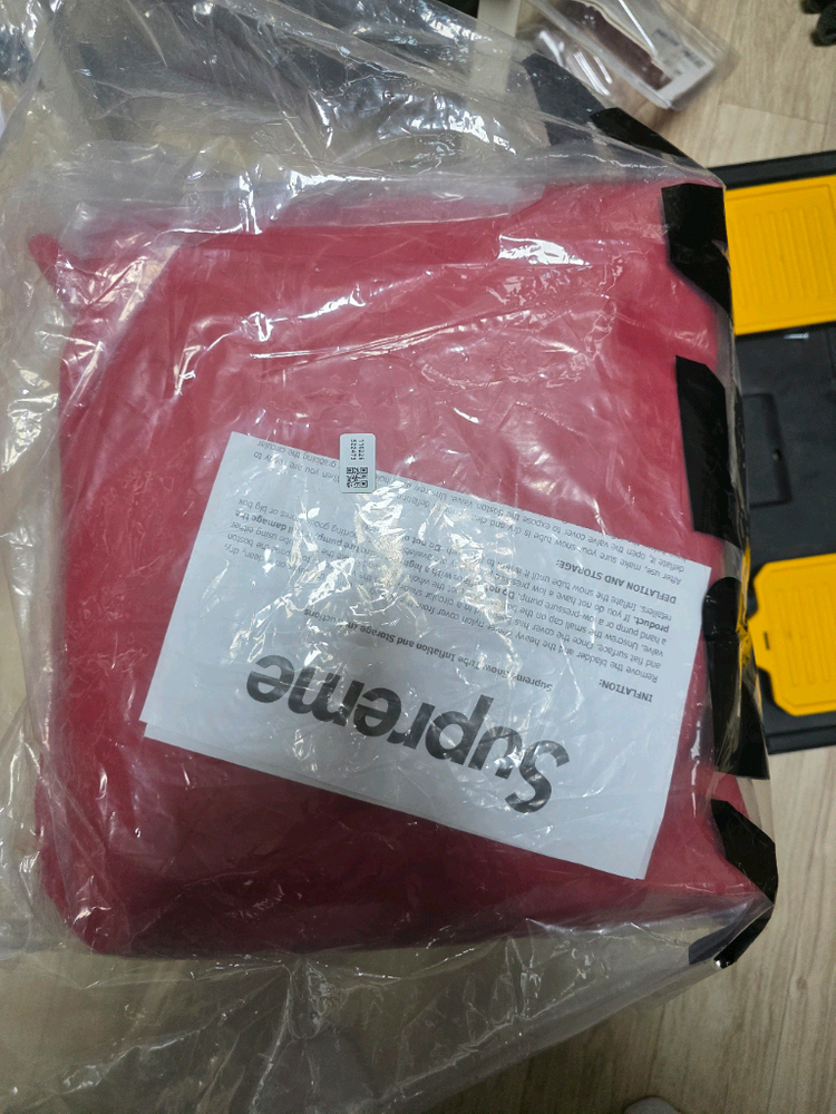 루이스폴센 PH 2/1 및 슈프림 한정판 굿즈(카약/튜브/펌프) 판매합니다--2