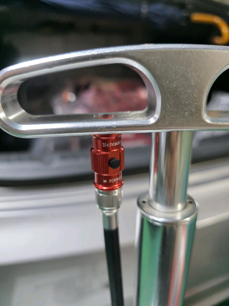 루이스폴센 PH 2/1 및 슈프림 한정판 굿즈(카약/튜브/펌프) 판매합니다--6