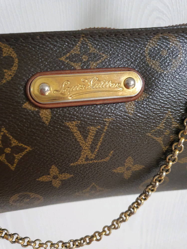 루이비통 에바클러치--4