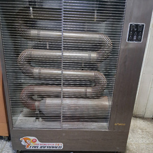 나우이엘 돈풍기 곱창난로 튜브히터난로 온풍기 열풍기 70평형 석유난로이고 25000칼로리