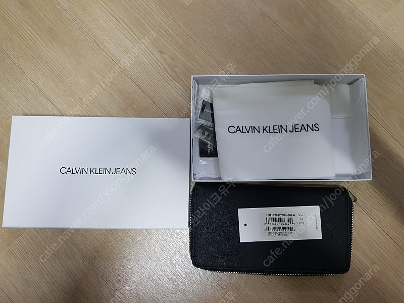 ck 캘빈클라인 장지갑 . 클러치백 미사용품--3