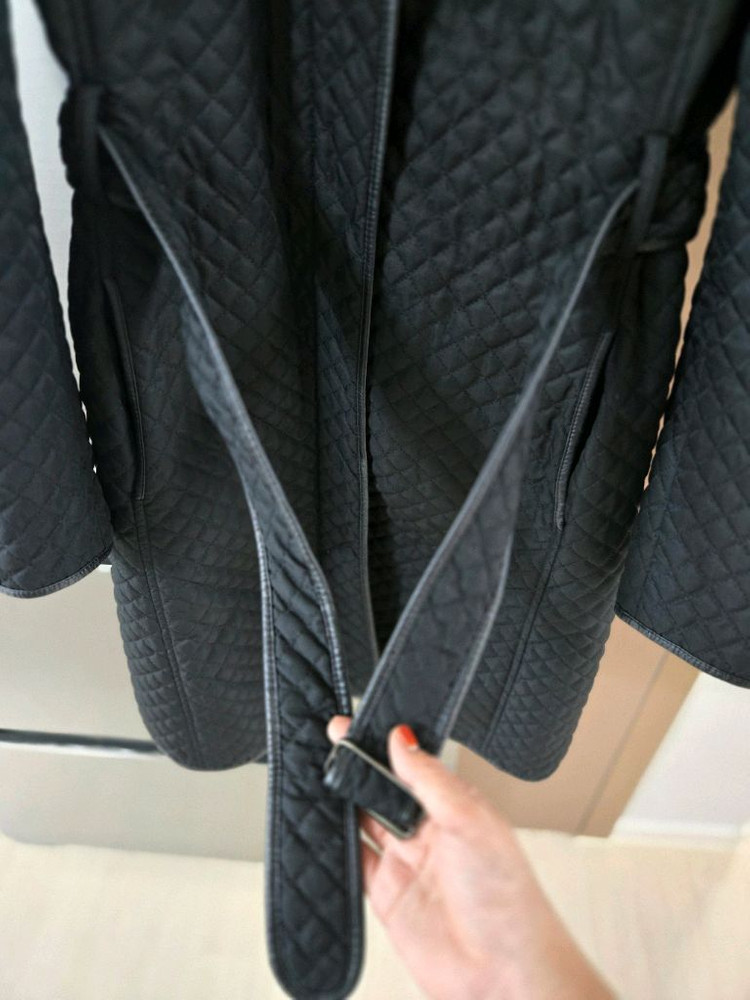 버버리 블랙 퀼팅 자켓 66사이즈--2