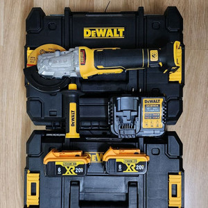 디월트/5인치 플랫 그라인더/20V 브러시리스 모터/풀세트+ 배터리2개