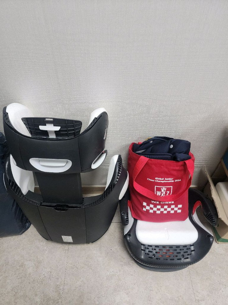 싸이벡스 주니어 유아용 카시트 이미지