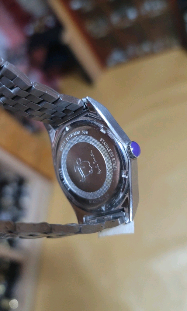 (희귀/신품급) 폴스미스 스위스메이드 시계 (청판과 비교안되는 컬러)유일한 취미로 집착하여 시계를 진열만할뿐 전문 이미지