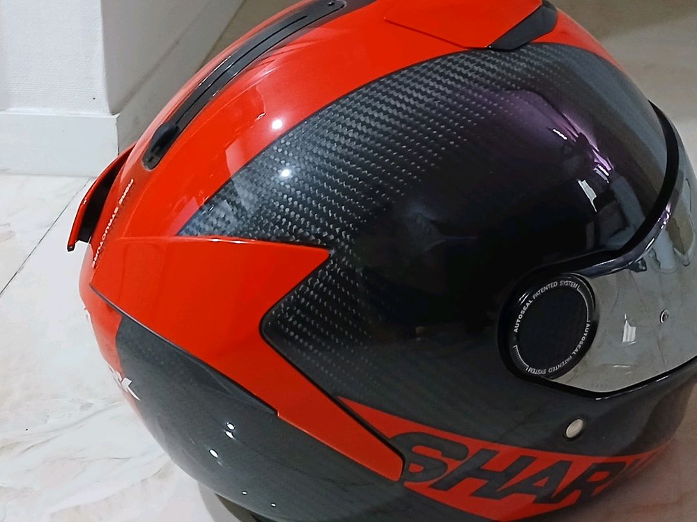 정품 샤크 카본 헬멧 L 사이즈 + 블루투스--5