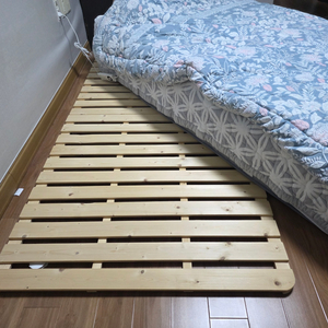 싱글 사이즈 매트리스 원목 깔판 받침대 (접이식) 이미지