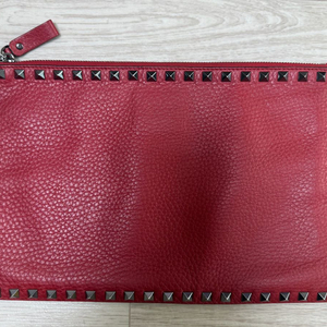 발렌티노 락스터드 클러치 레드