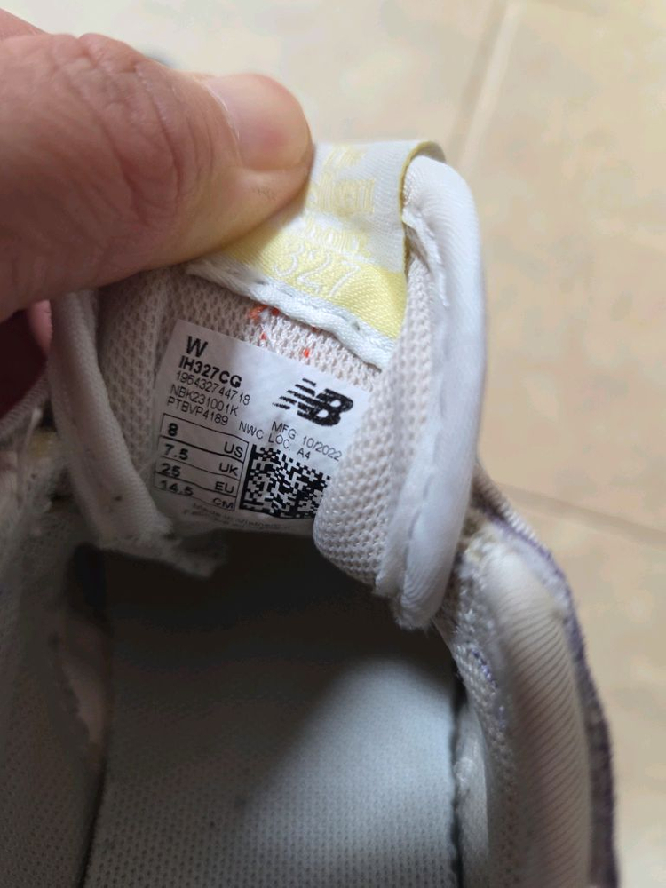 뉴발란스 키즈 운동화 145사이즈--8