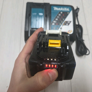 마끼다 정품 충전기 배터리 5.0 DC18RC