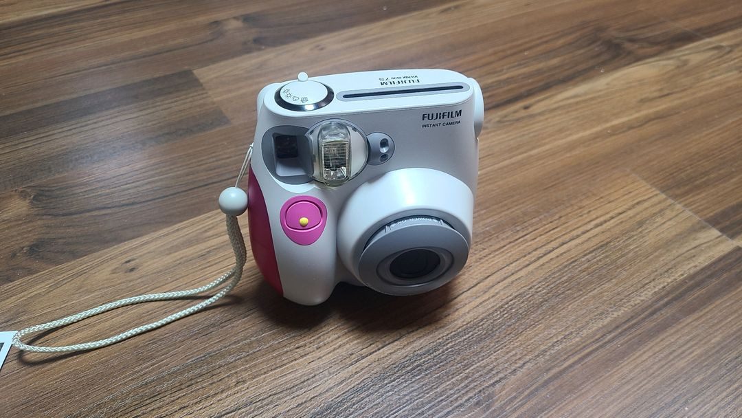 즉석카메라, 후지필름 인스탁스 미니 7s--2