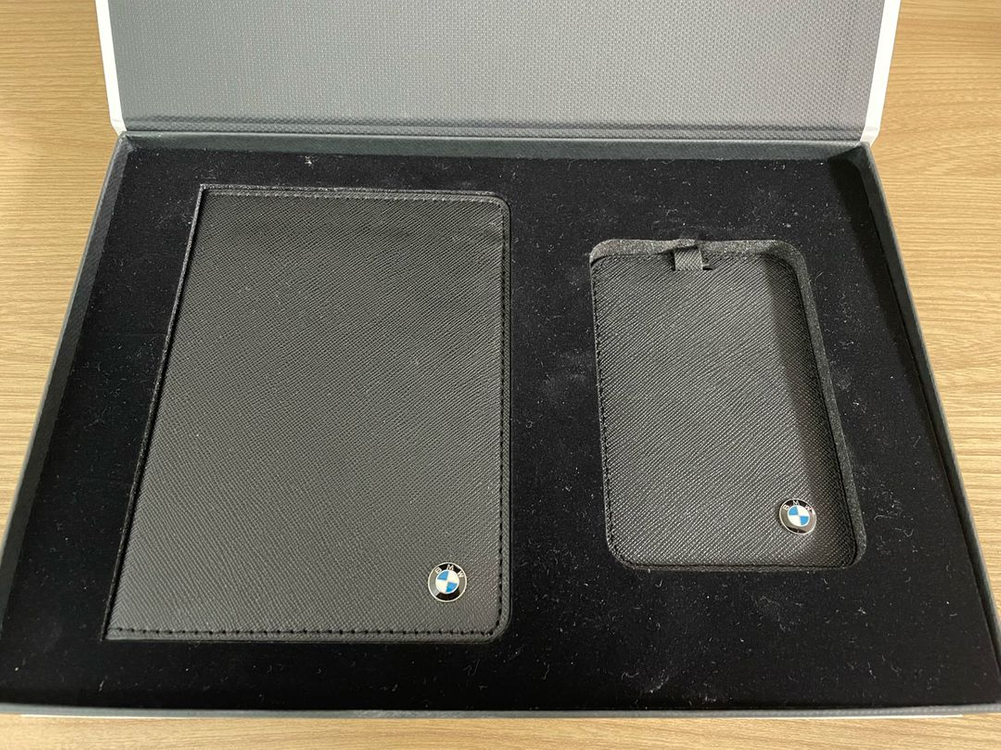 BMW 여권지갑 러기지택 세트 미사용 새제품 이미지