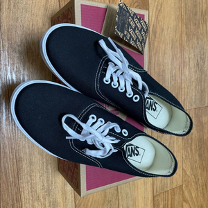 반스 어센틱 로우프로 블랙 255 이미지