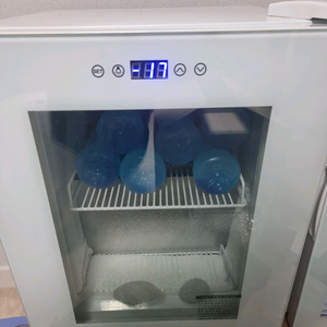 가격내림-부산(윈텍)윈세프 쇼케이스 냉동고 SD-30