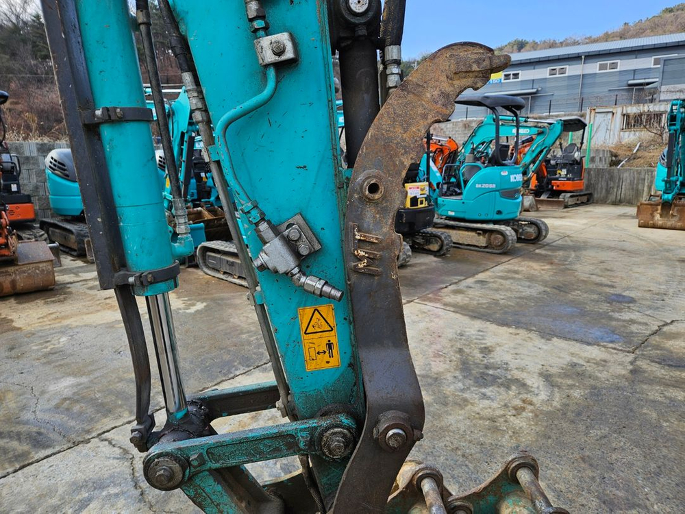 중고굴삭기매매 미니3톤급 코벨코 sk30 2020년식 판매--6