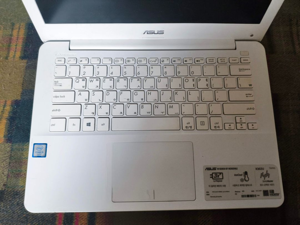 [asus 노트북] i5 6200u, 13인치, 8/128 920m--1