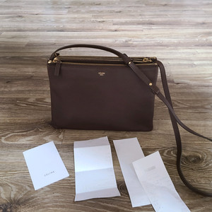 셀린느 트리오 크로스백숄더백트리옹프아바백테수토호보백구찌루이비통디올프라다샤넬생로랑명품