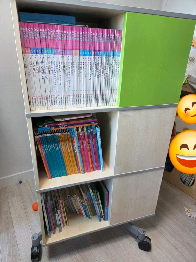 MOLL 회전책장 판매합니다 이미지