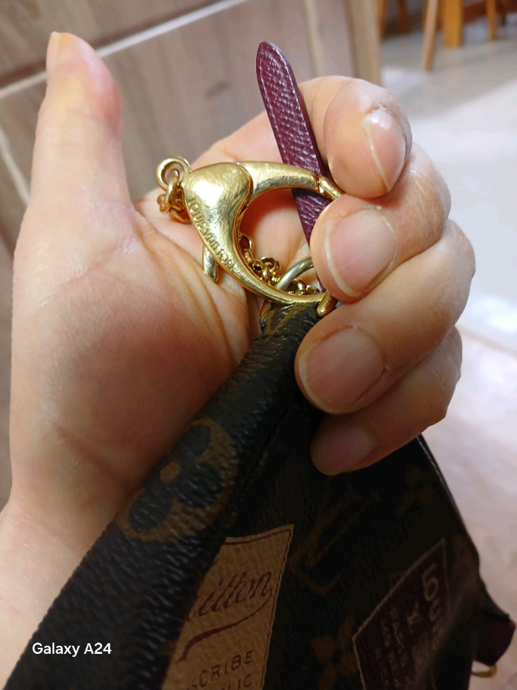 정품 루이비통 미니 파우치--3