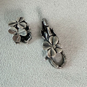 트롤비즈 락 비즈